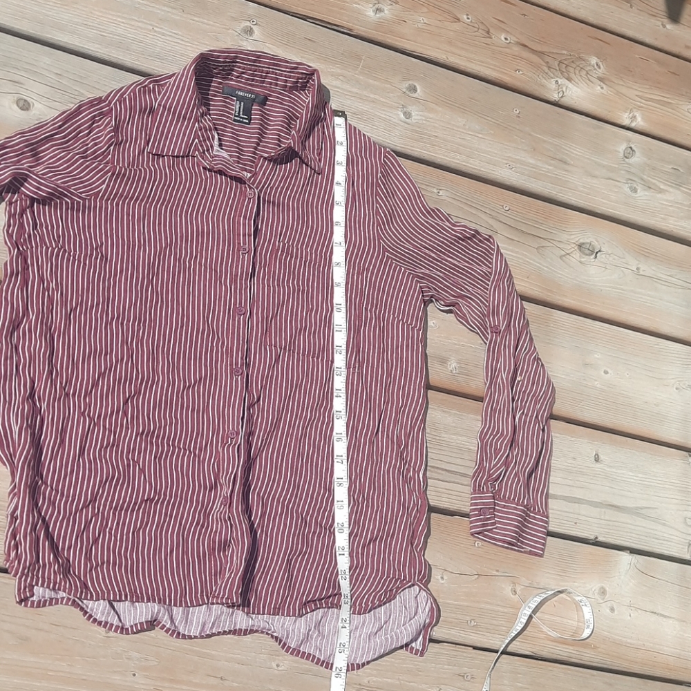 Forever 21 button down‎ - Picture 6 of 6